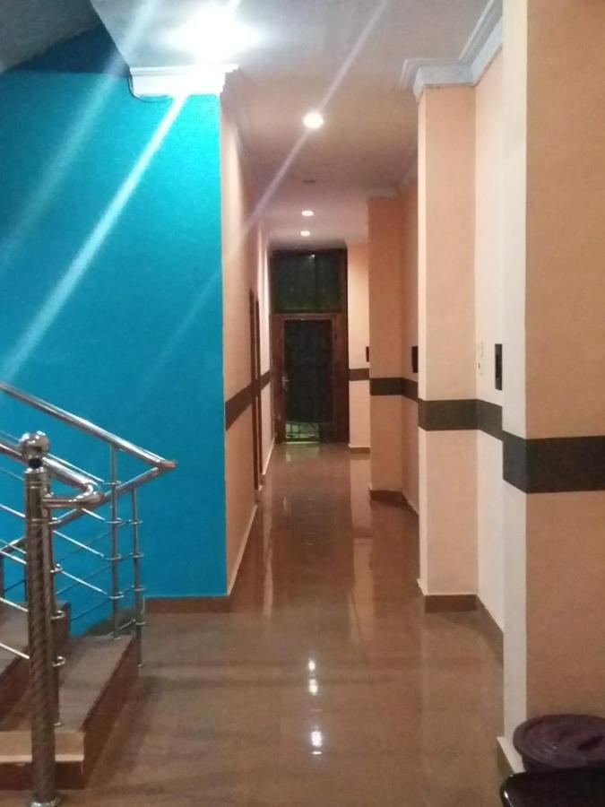 Reddoorz Near Yuki Simpang Raya Mall Medan 2 Exterior photo